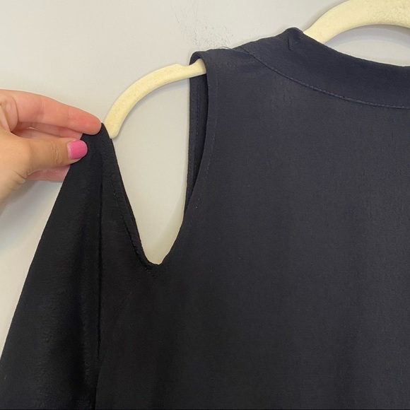 Shilla The Label Black Cold Shoulder Tie Back Shorts Romper, Size Medium - Picture 7 of 13